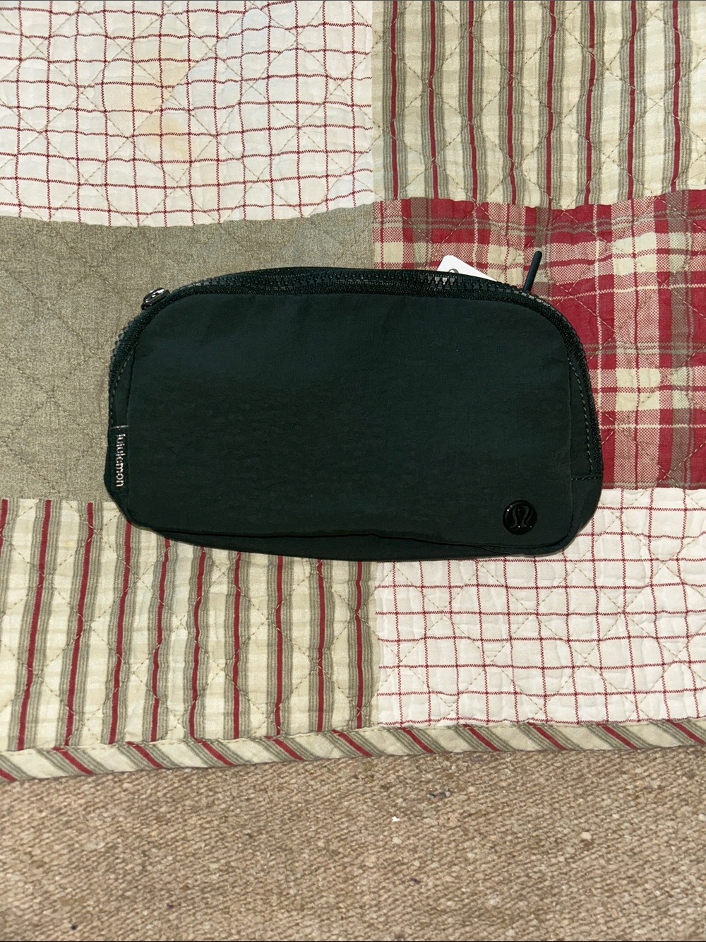 lululemon athletica Rainforest Green Everywhere Belt Bag